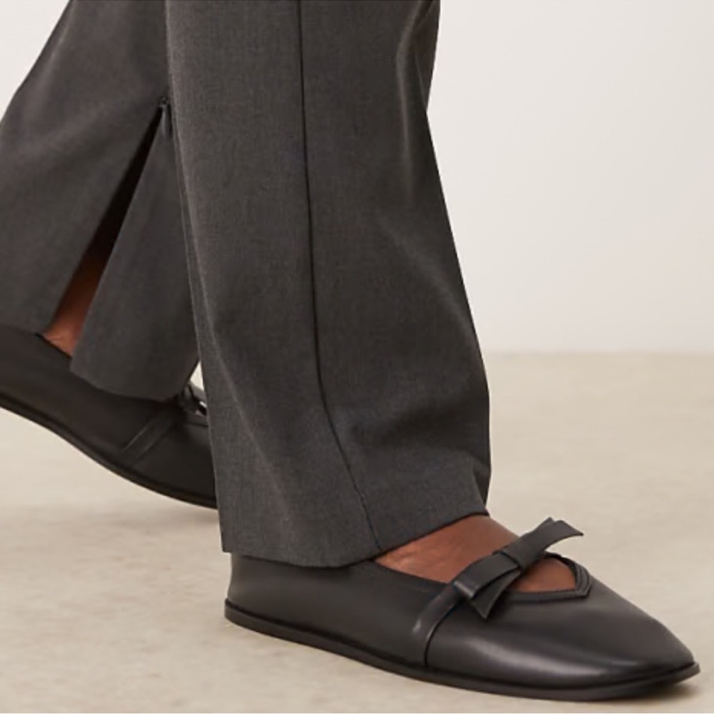 Free People Black Pointed Bow Flats